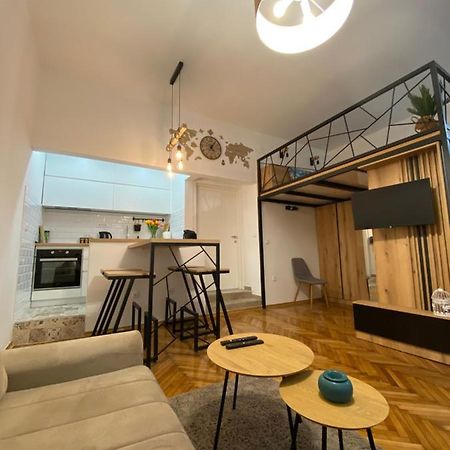 Sleepover - Galleria Novi Sad Luaran gambar