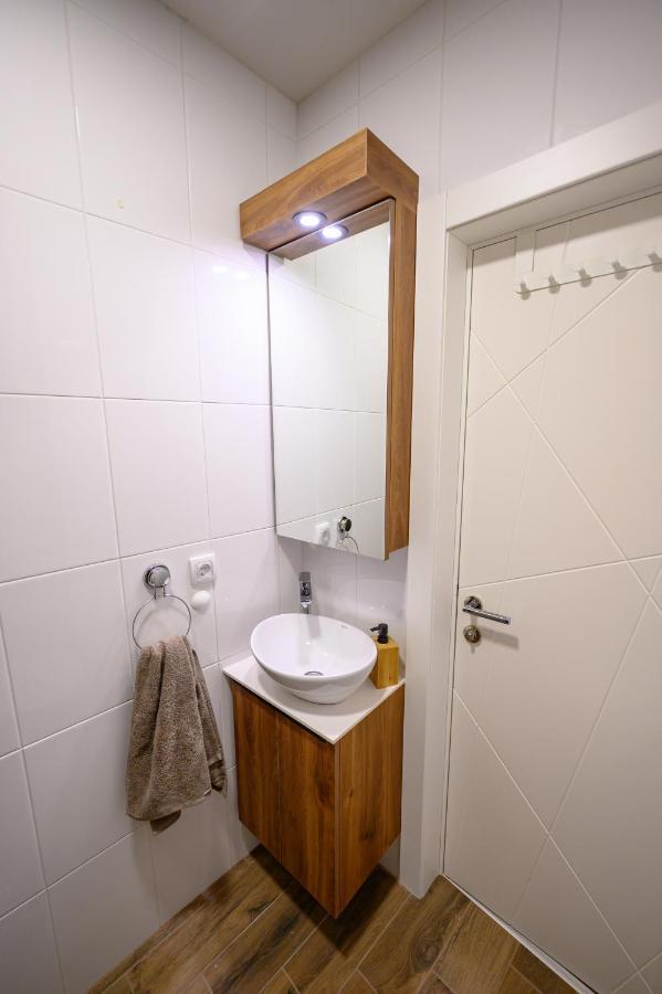 Sleepover - Galleria Novi Sad Luaran gambar
